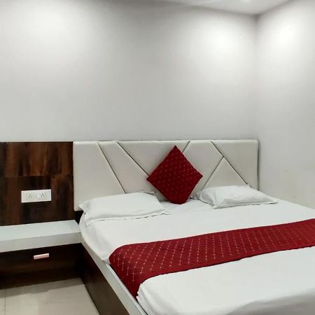 Cable Car Hotel Varanasi Ngoại thất bức ảnh
