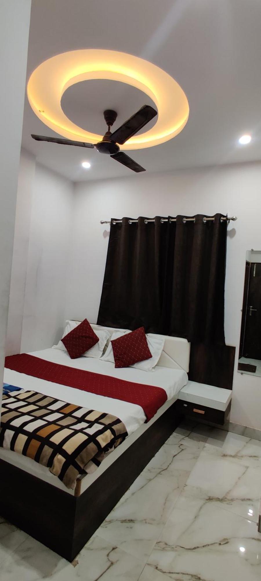 Cable Car Hotel Varanasi Ngoại thất bức ảnh